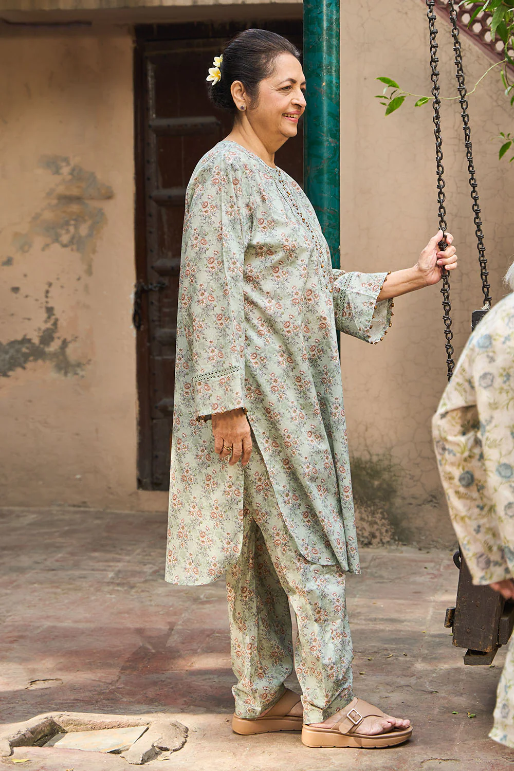 1 Piece Printed Lawn Shirt - Image 4