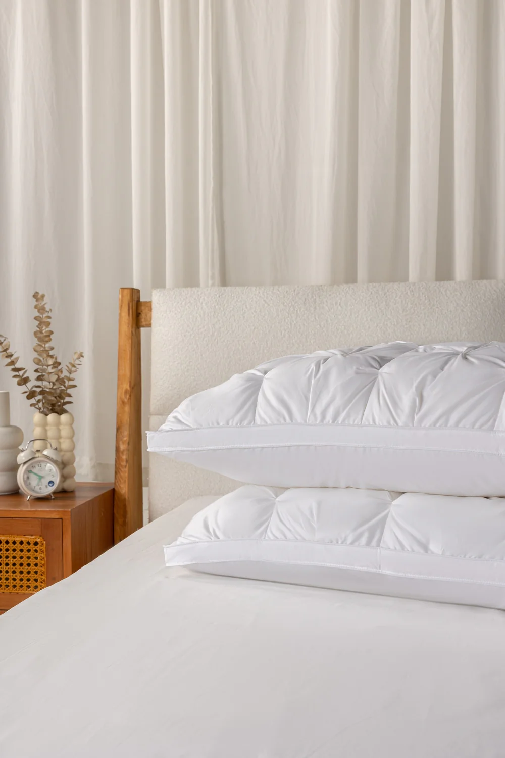 100% Duck Feather Pillow - Image 3