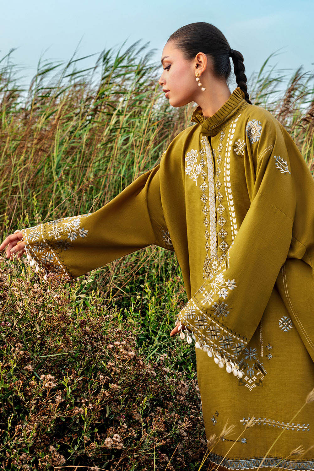 2 Piece Embroidered Khaddar Suit with Borders and Collar - Image 3
