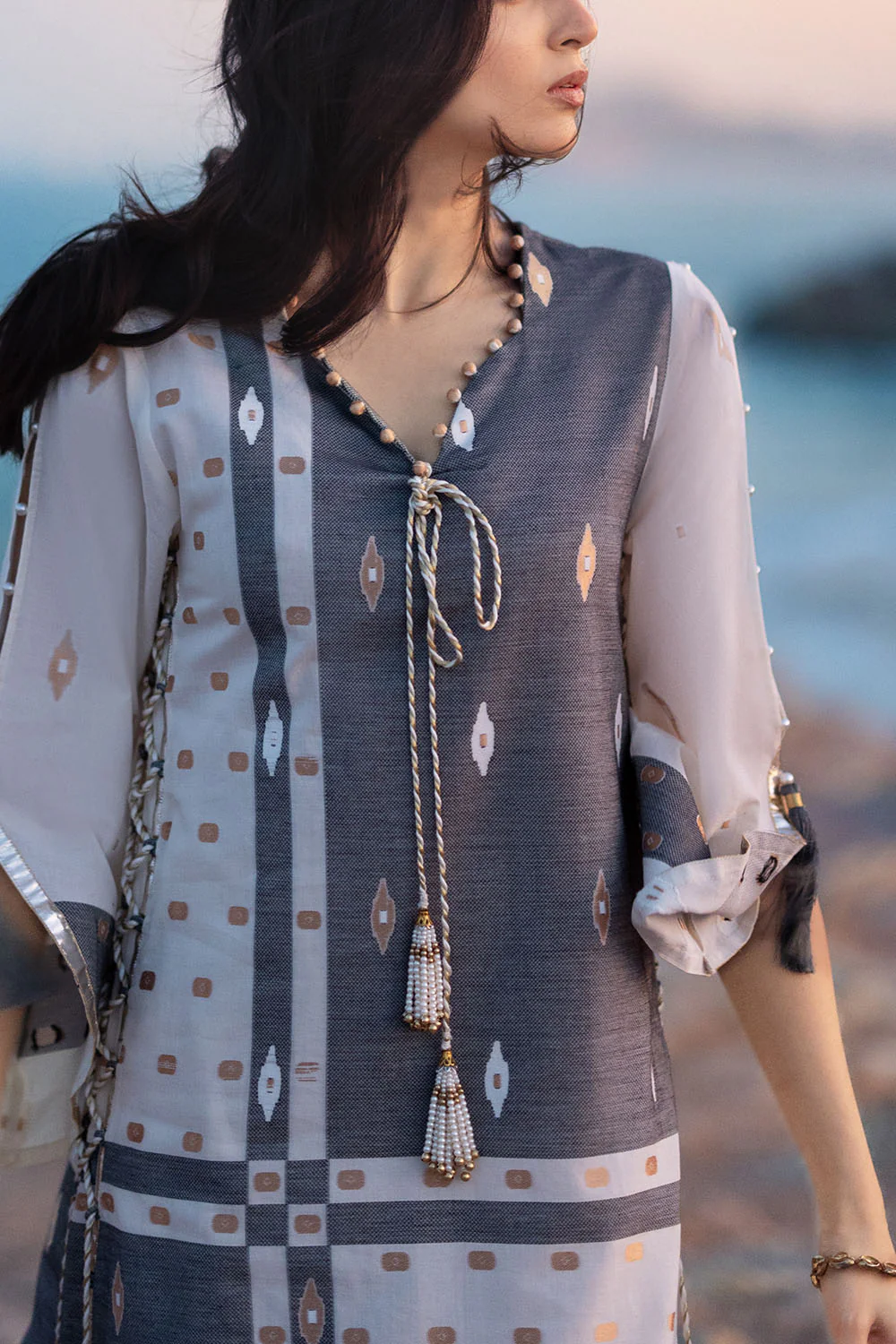 2 Piece Jacquard Suit - Image 2