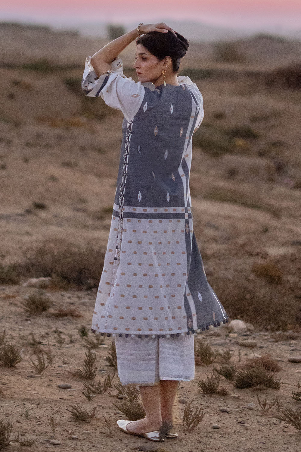 2 Piece Jacquard Suit - Image 4