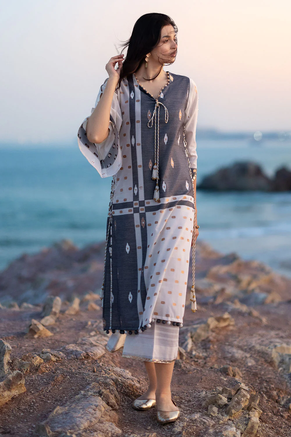 2 Piece Jacquard Suit - Image 6