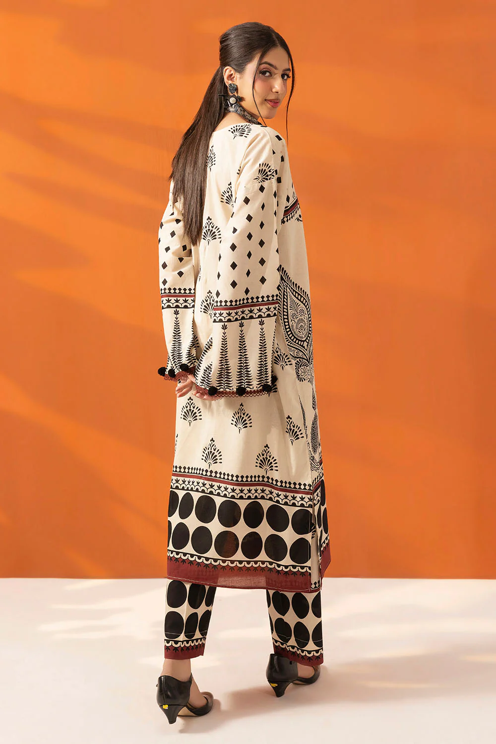 2 Piece Printed Lawn Suit - Image 6