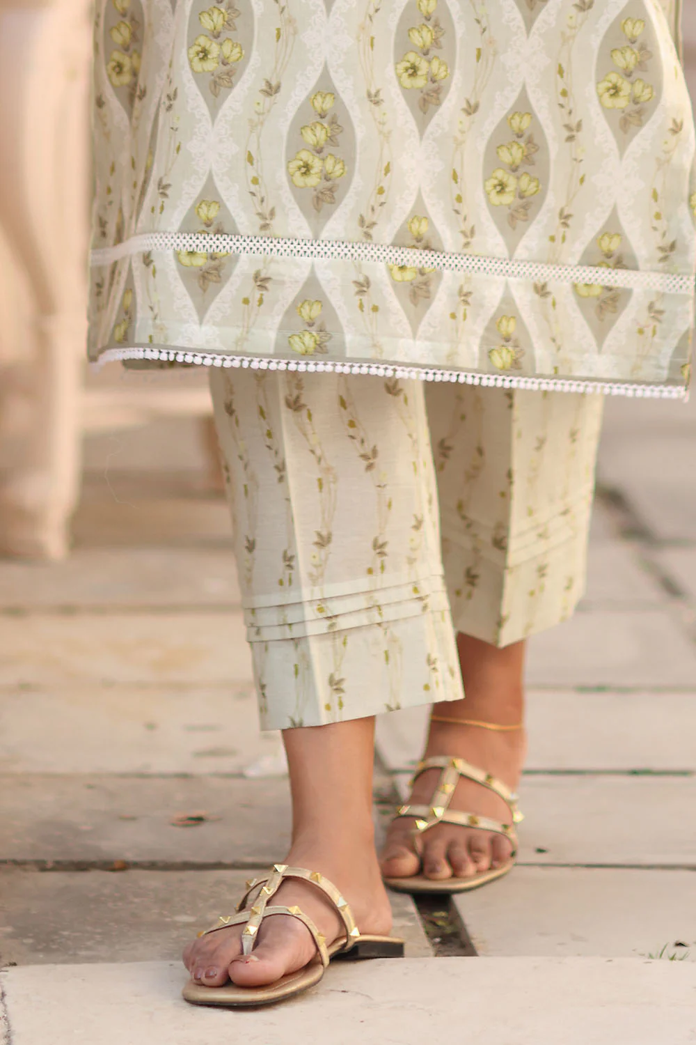 2 Piece Printed Lawn Suit - Image 5