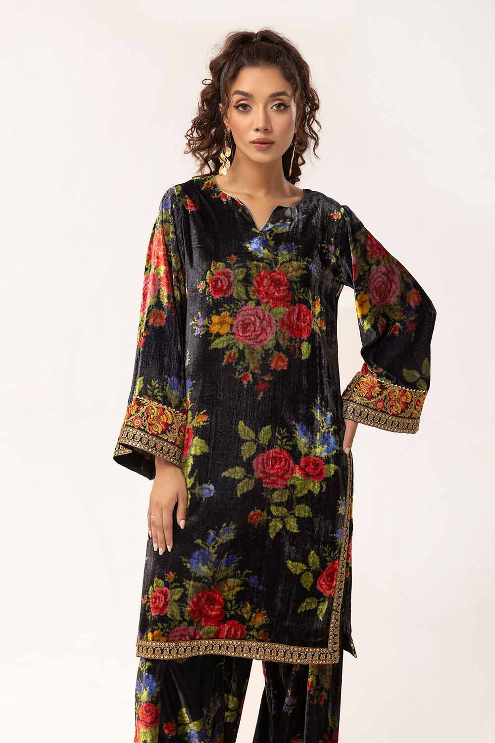 2 Piece Unstitched Embroidered Velvet Suit - Image 5