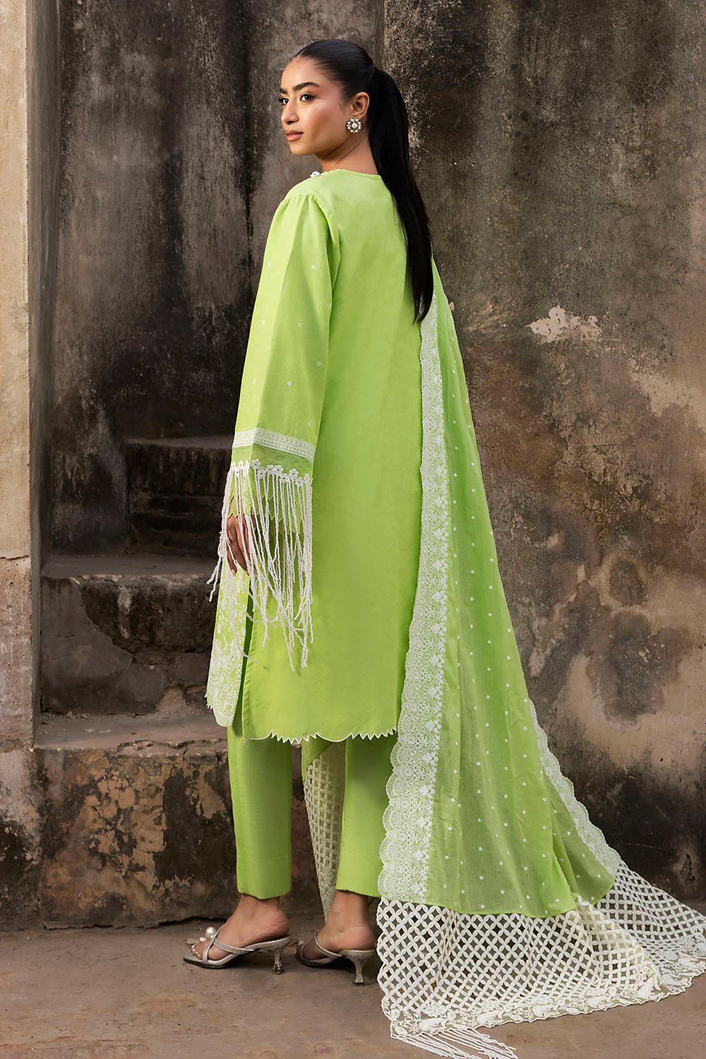 3 Piece Embroidered Jacquard Suit with Embroidered Denting Dupatta - Image 4