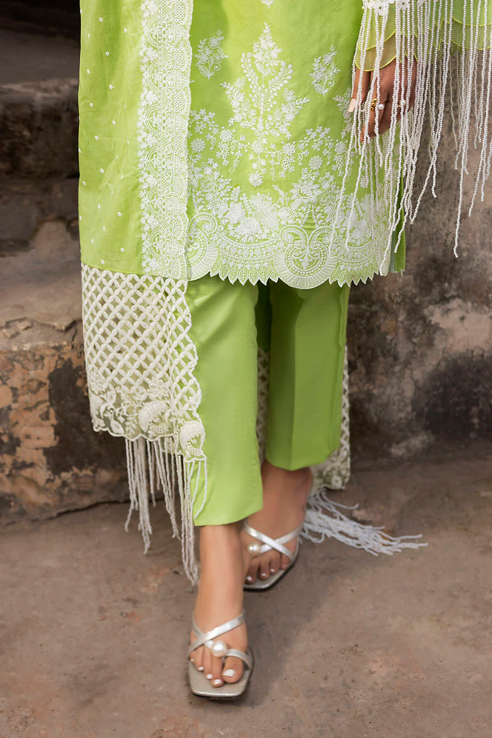 3 Piece Embroidered Jacquard Suit with Embroidered Denting Dupatta - Image 5