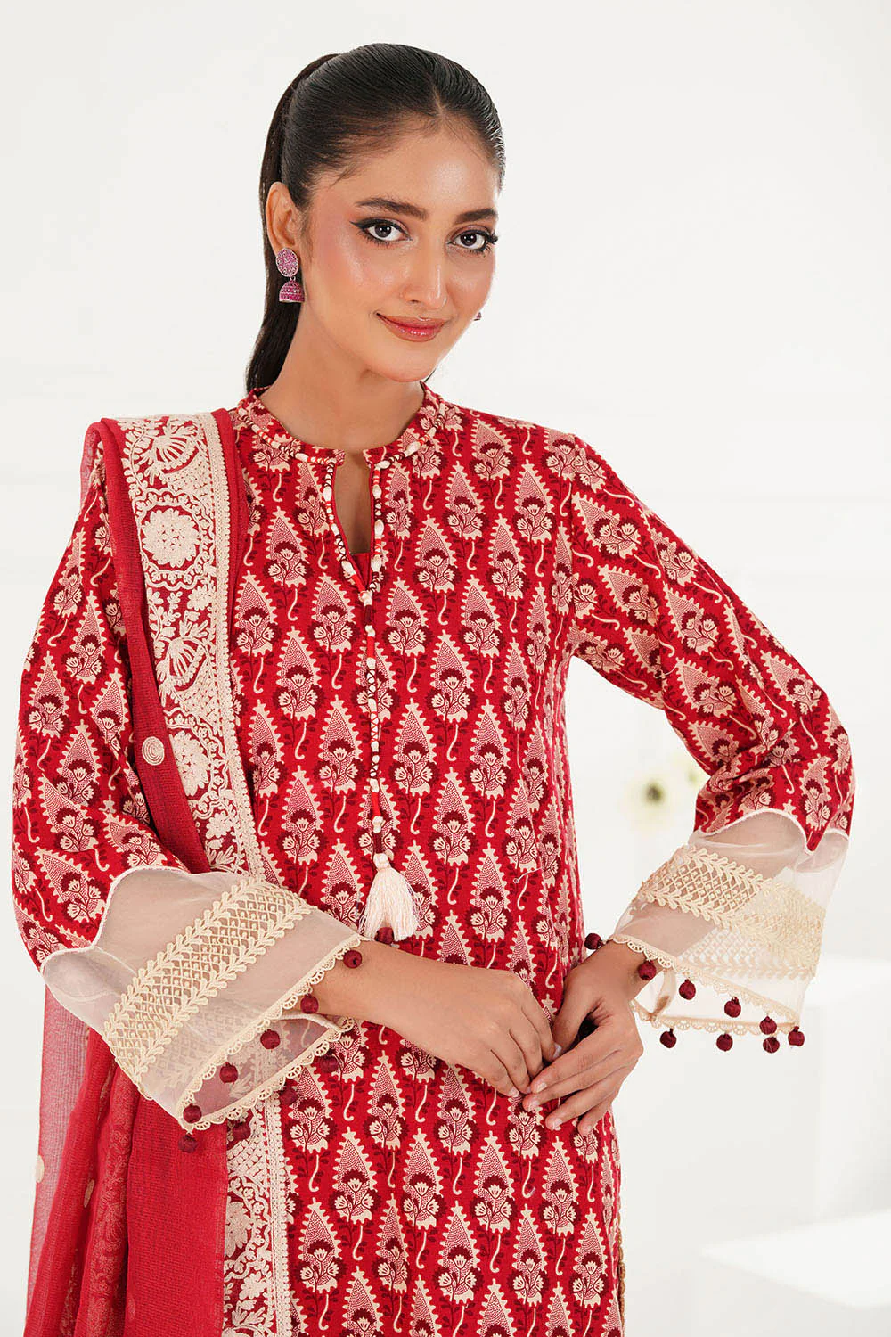 3 Piece Embroidered Khaddar Suit with Net Dupatta - Image 6