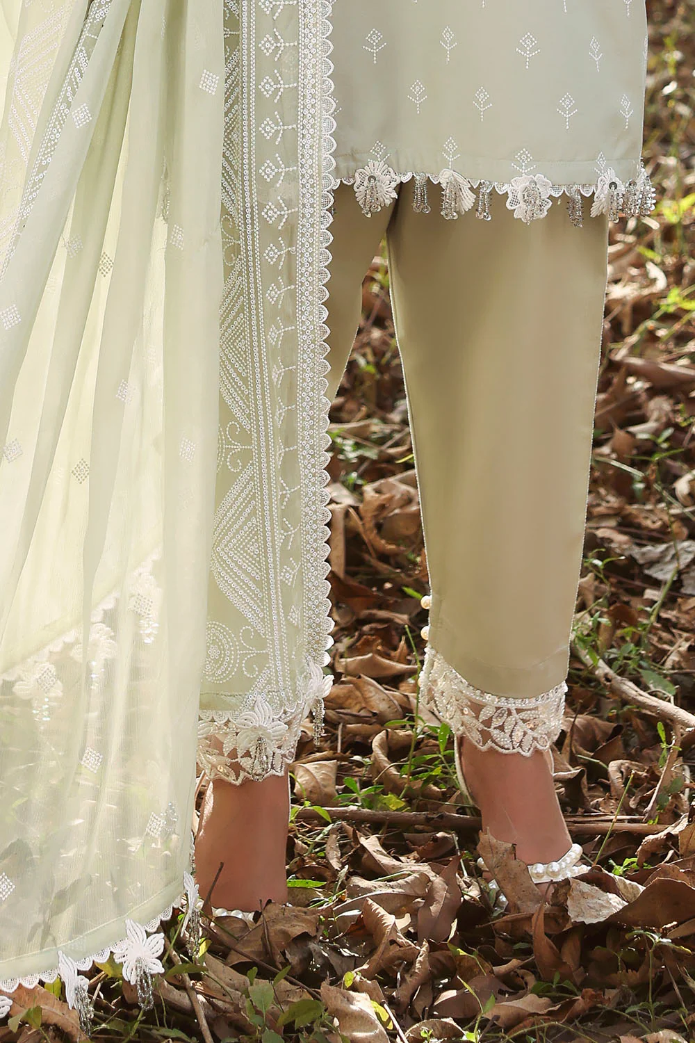 3 Piece Embroidered Lawn Suit with Embroidered Chiffon Dupatta - Image 5