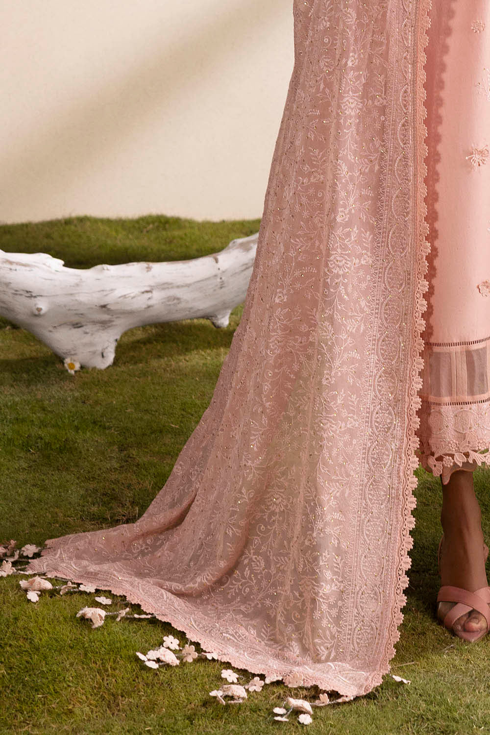 3 Piece Embroidered Lawn Suit with Embroidered Chiffon Dupatta - Image 5