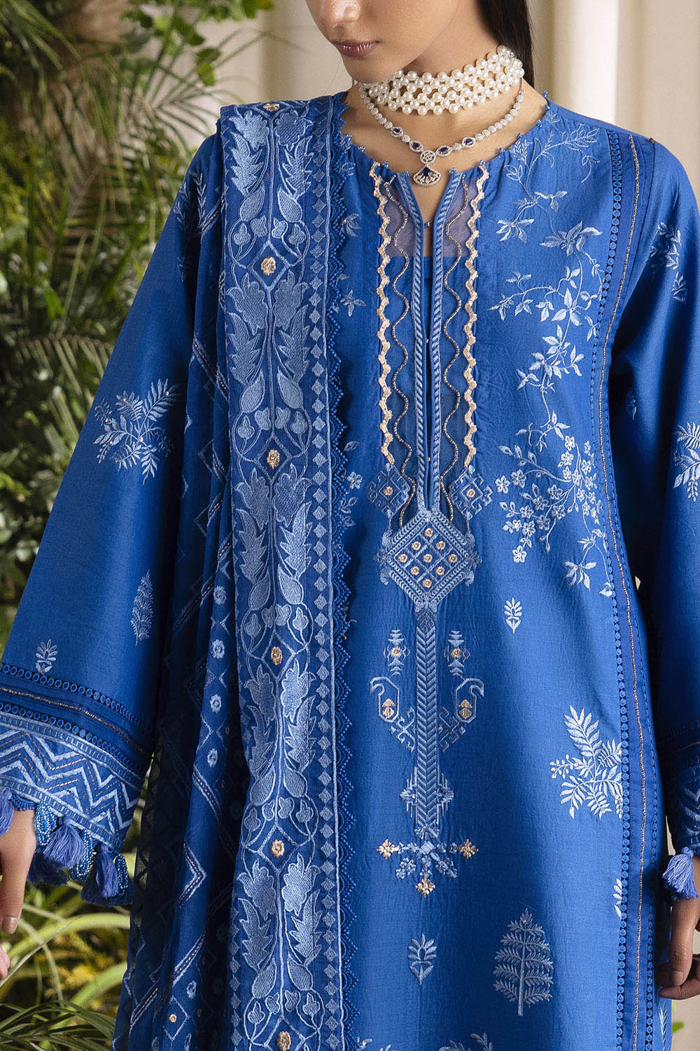 3 Piece Embroidered Lawn Suit with Embroidered Chiffon Dupatta - Image 2