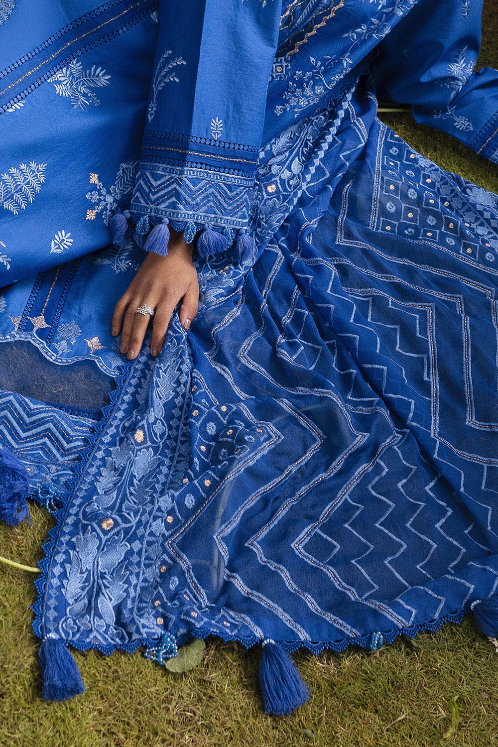 3 Piece Embroidered Lawn Suit with Embroidered Chiffon Dupatta - Image 5