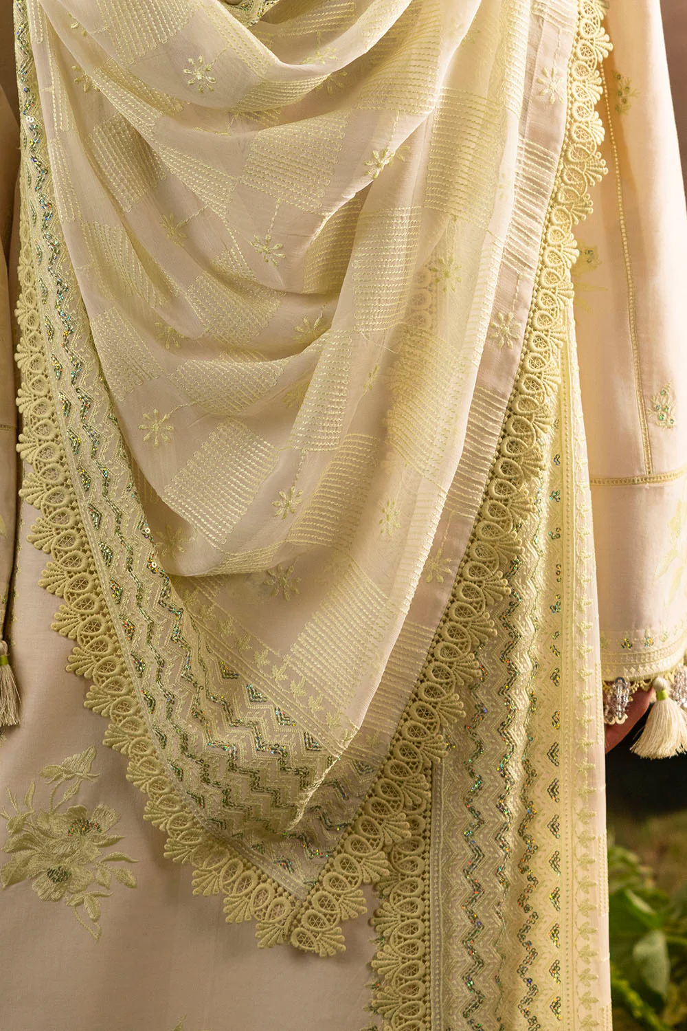 3 Piece Embroidered Lawn Suit with Embroidered Chiffon Dupatta - Image 4