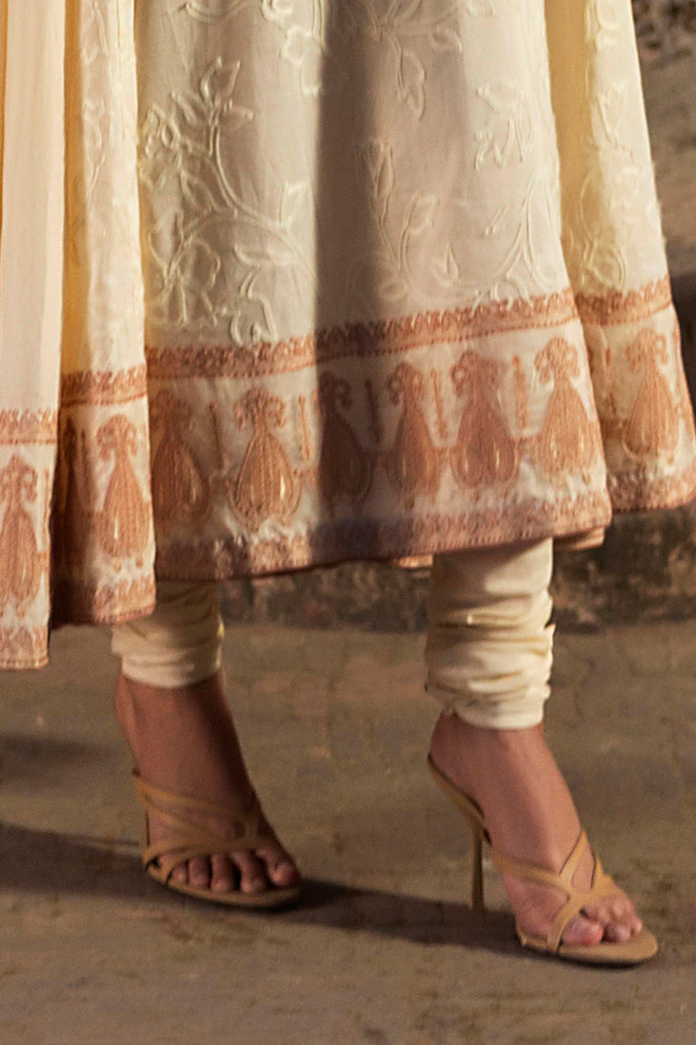 3 Piece Embroidered Lawn Suit with Lacquer Printed Denting Dupatta - Image 5