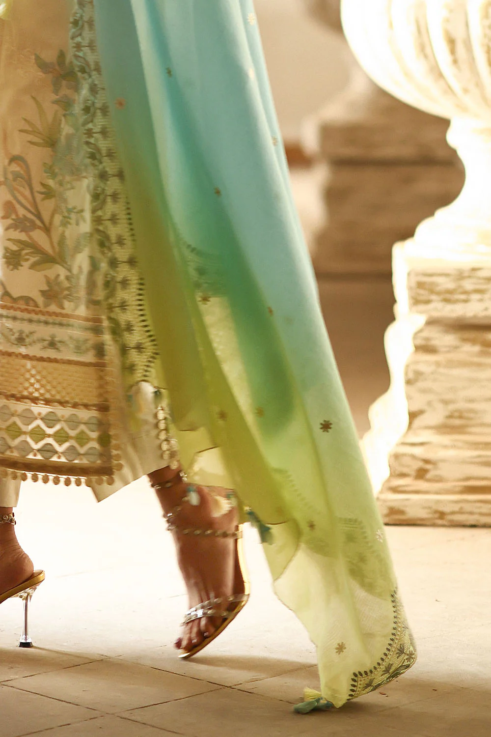 3 Piece Embroidered Lawn Suit with Organza Borders and Embroidered Printed Denting Lawn Dupatta - Image 6