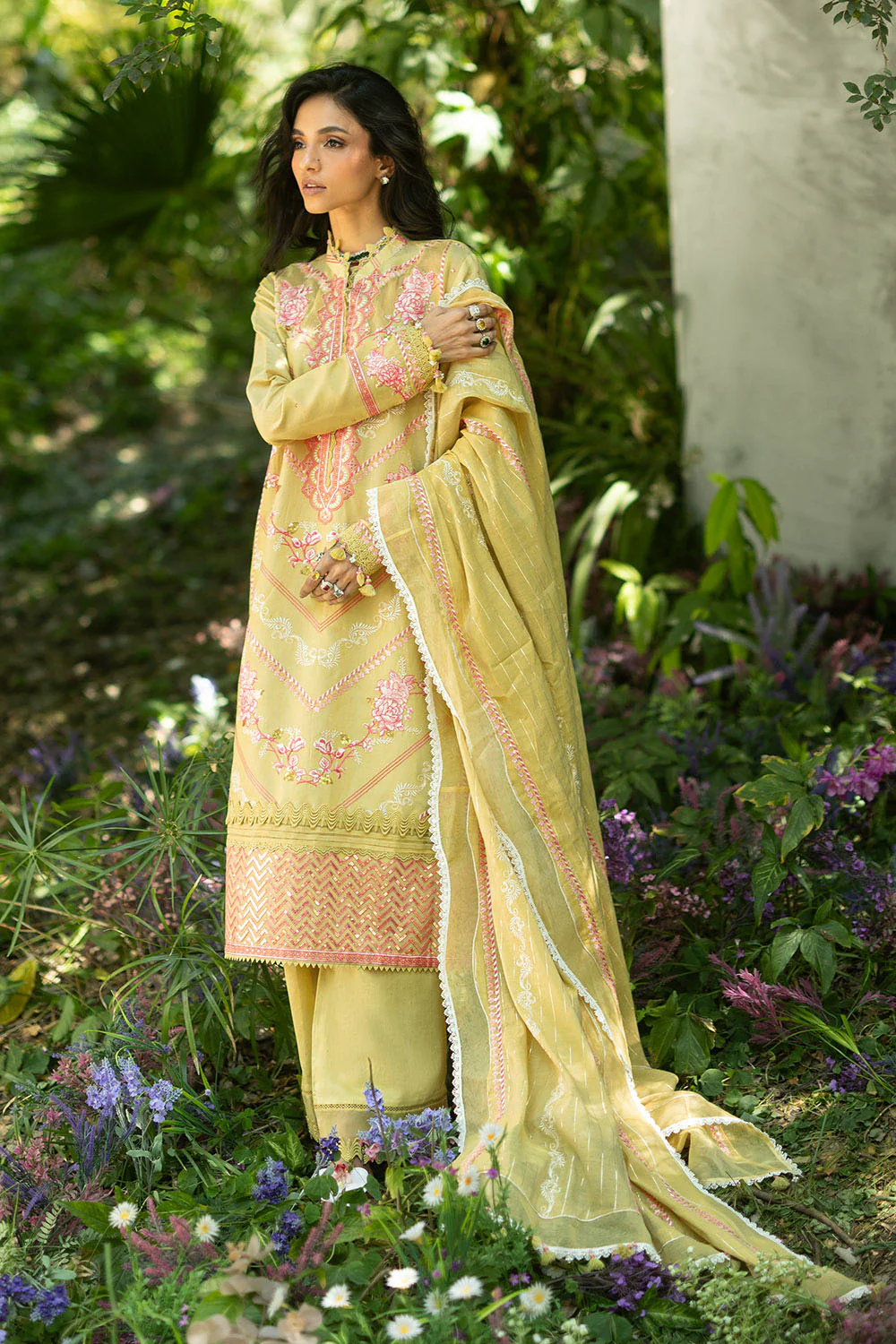 3 Piece Embroidered Paper Cotton Suit with Inner and Embroidered Borders and Embroidered Zari Stripe Paper Cotton Dupatta - Image 5