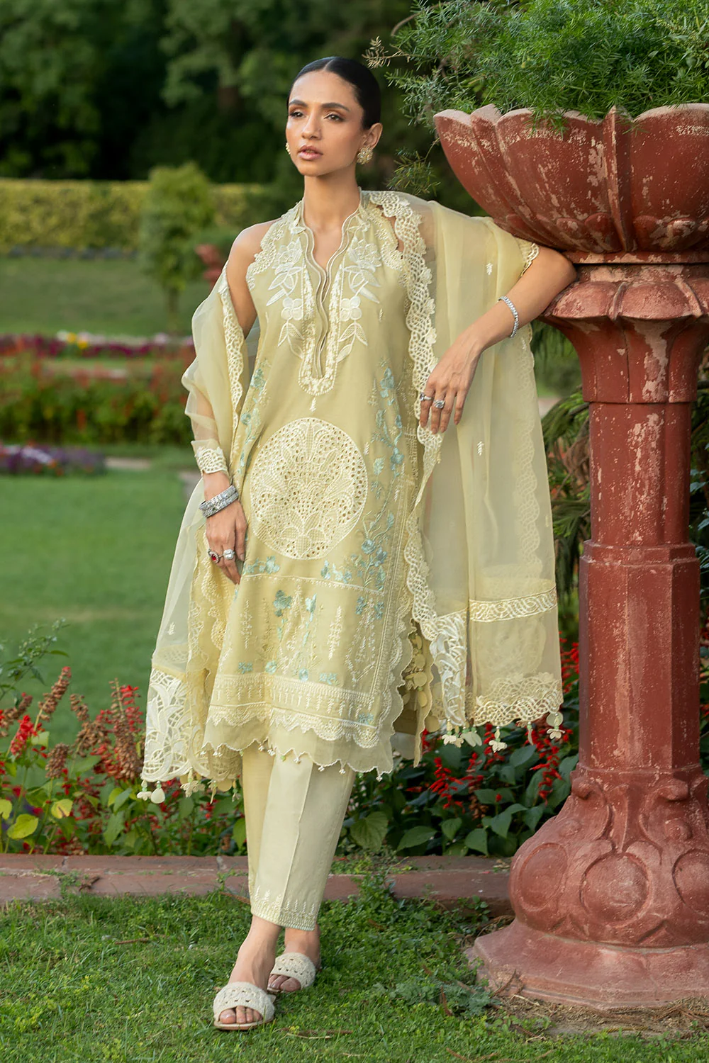 3 Piece Embroidered Paper Cotton Suit with Inner and Embroidered Organza Dupatta - Image 6