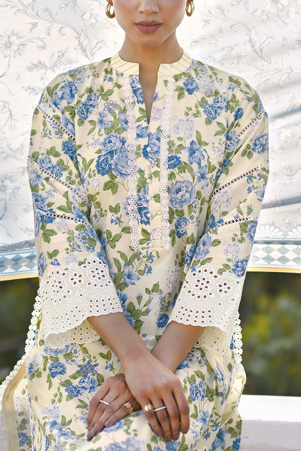 3 Piece Embroidered Printed Lawn Suit with Border - Image 2