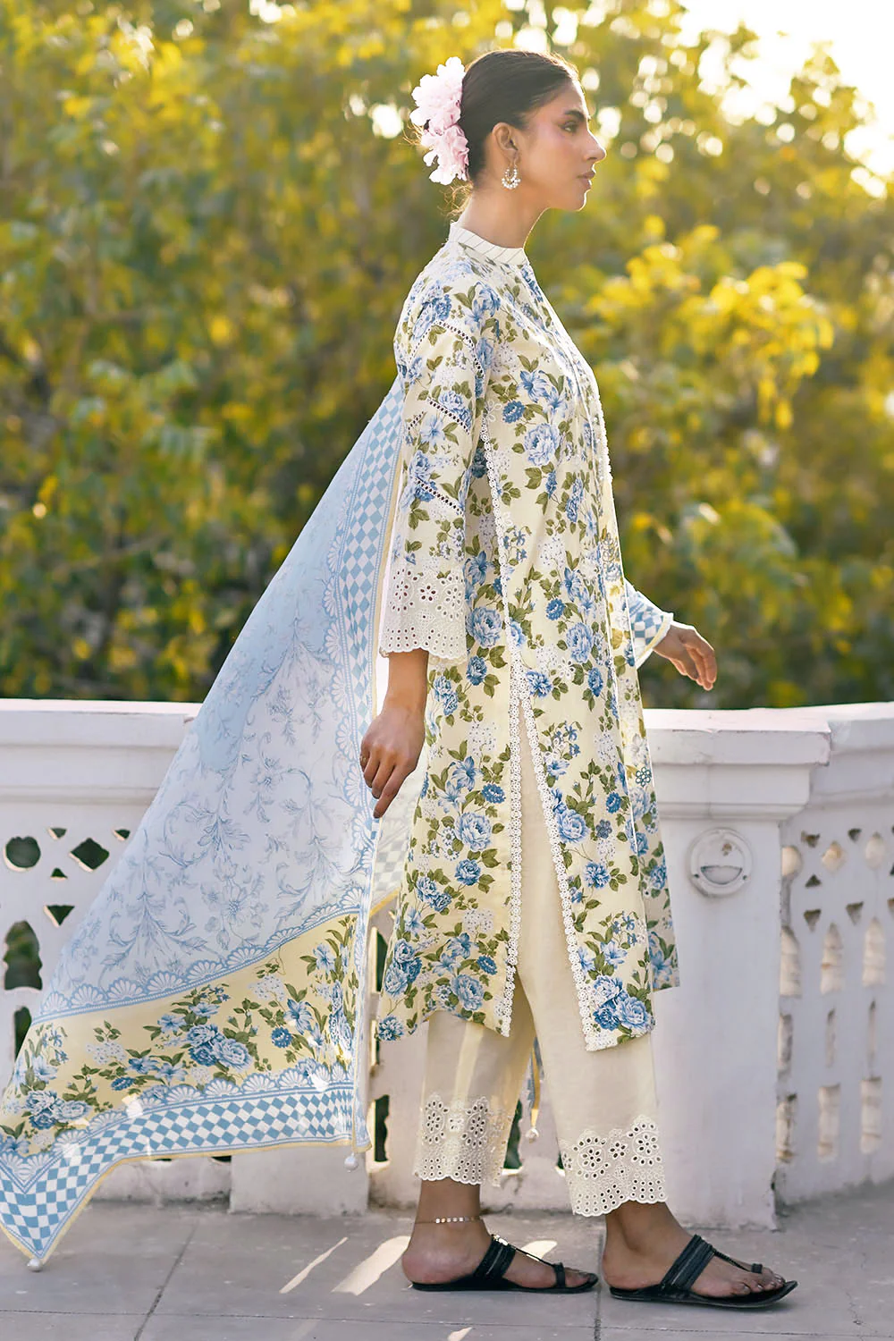 3 Piece Embroidered Printed Lawn Suit with Border - Image 3