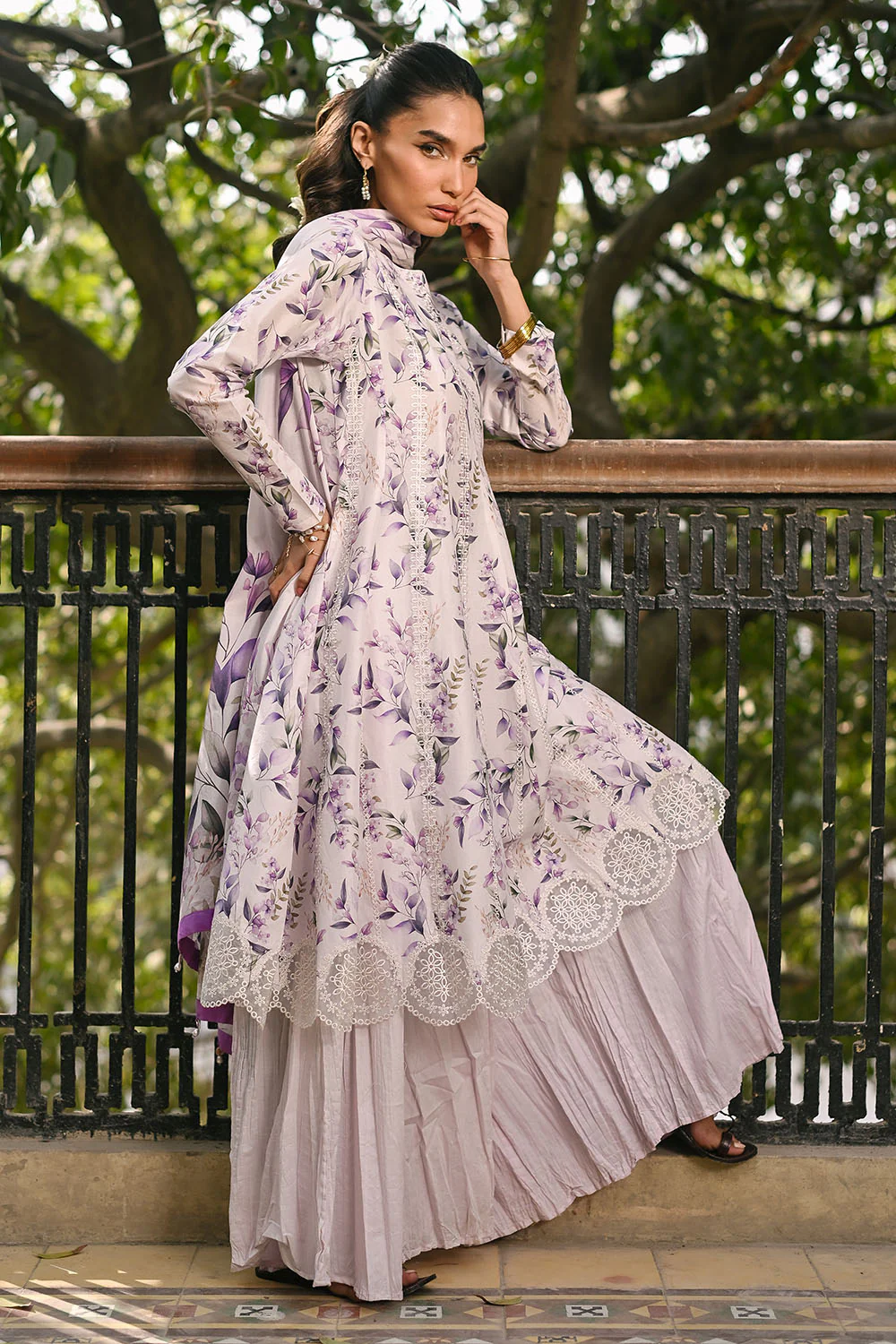 3 Piece Embroidered Printed Lawn Suit with Border - Image 3