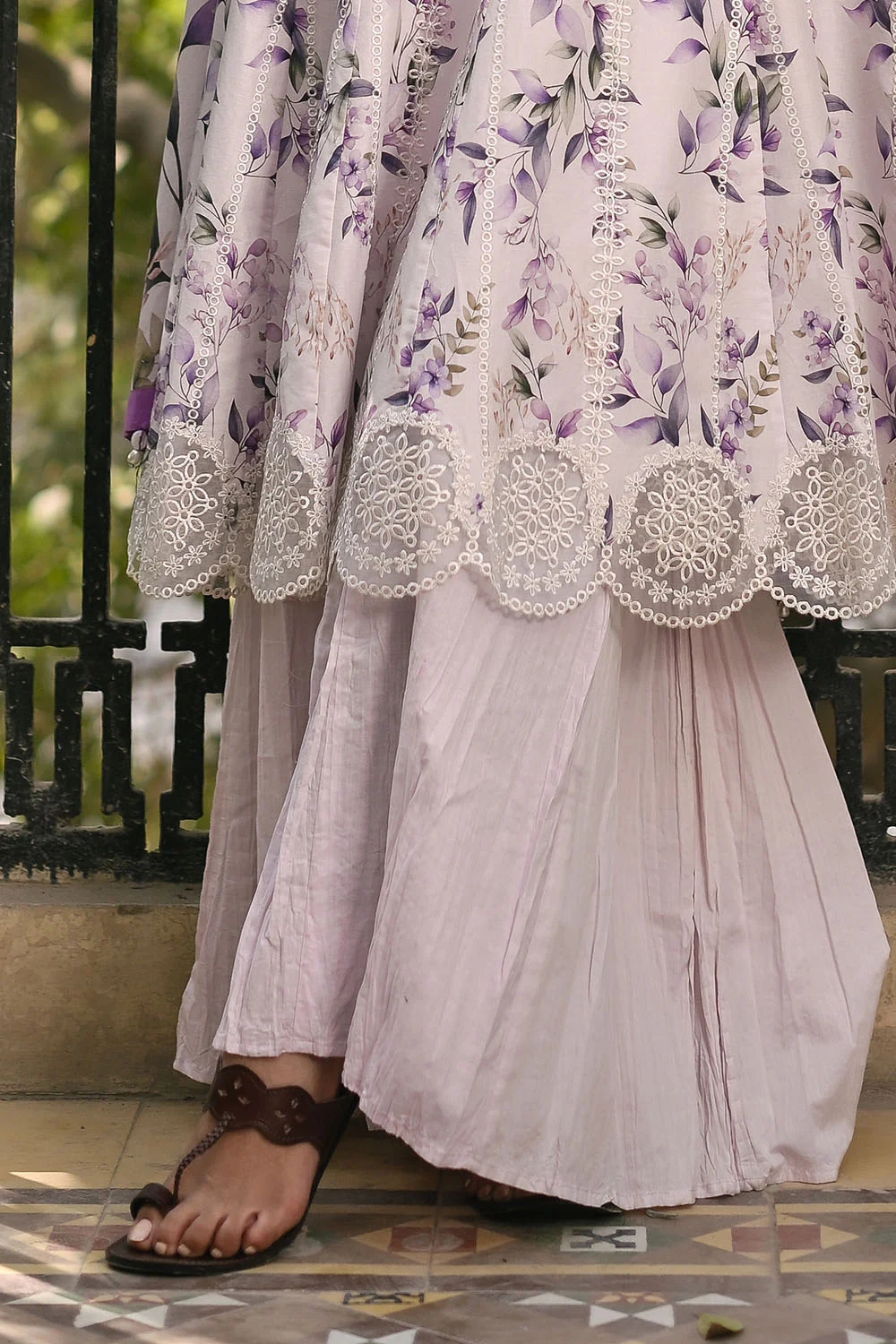 3 Piece Embroidered Printed Lawn Suit with Border - Image 5