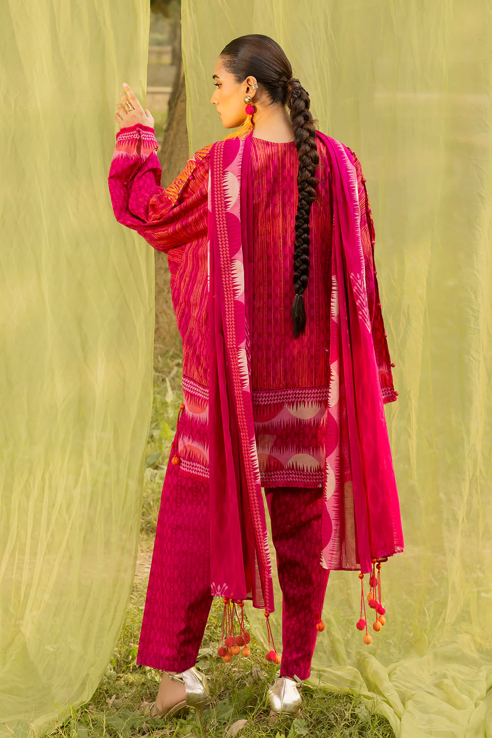 3 Piece Embroidered Printed Lawn Suit with Printed Trouser - Image 4