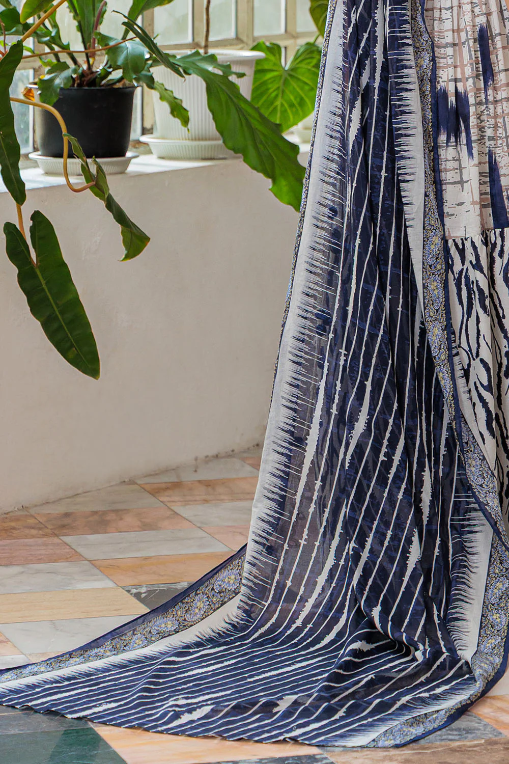 3 Piece Embroidered Printed Lawn Suit with Printed Trouser - Image 5
