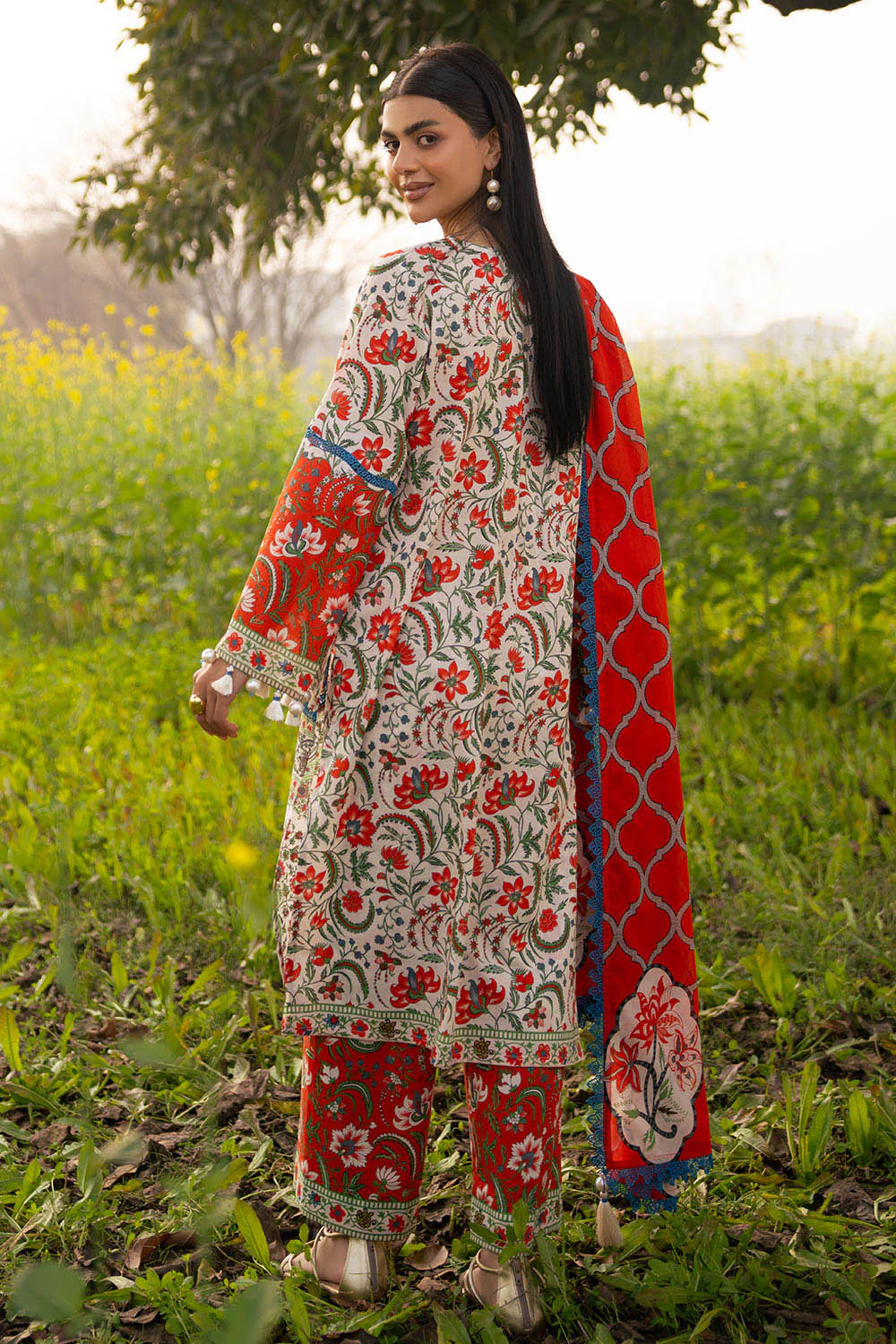 3 Piece Embroidered Printed Lawn Suit with Printed Trouser - Image 3