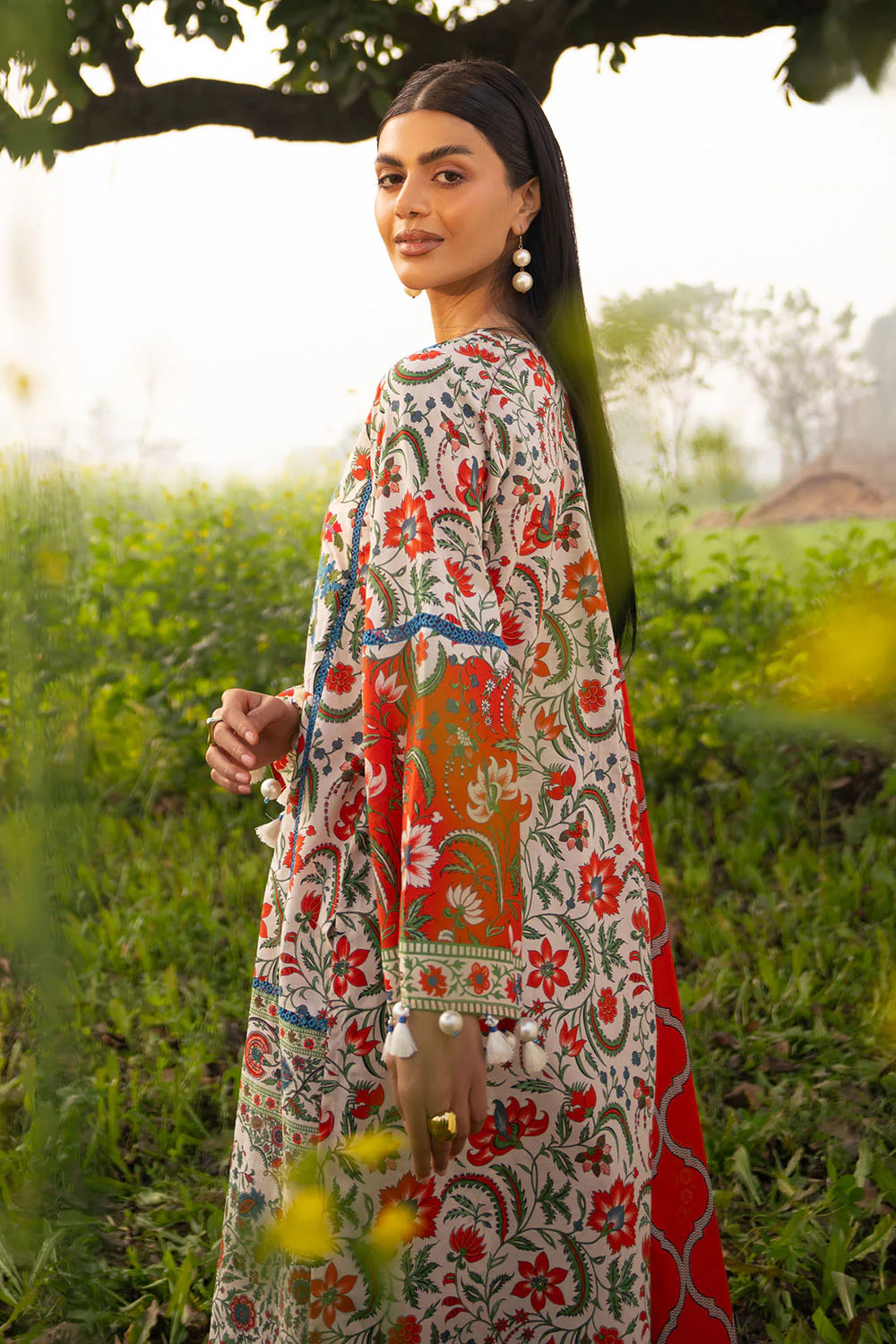 3 Piece Embroidered Printed Lawn Suit with Printed Trouser - Image 4