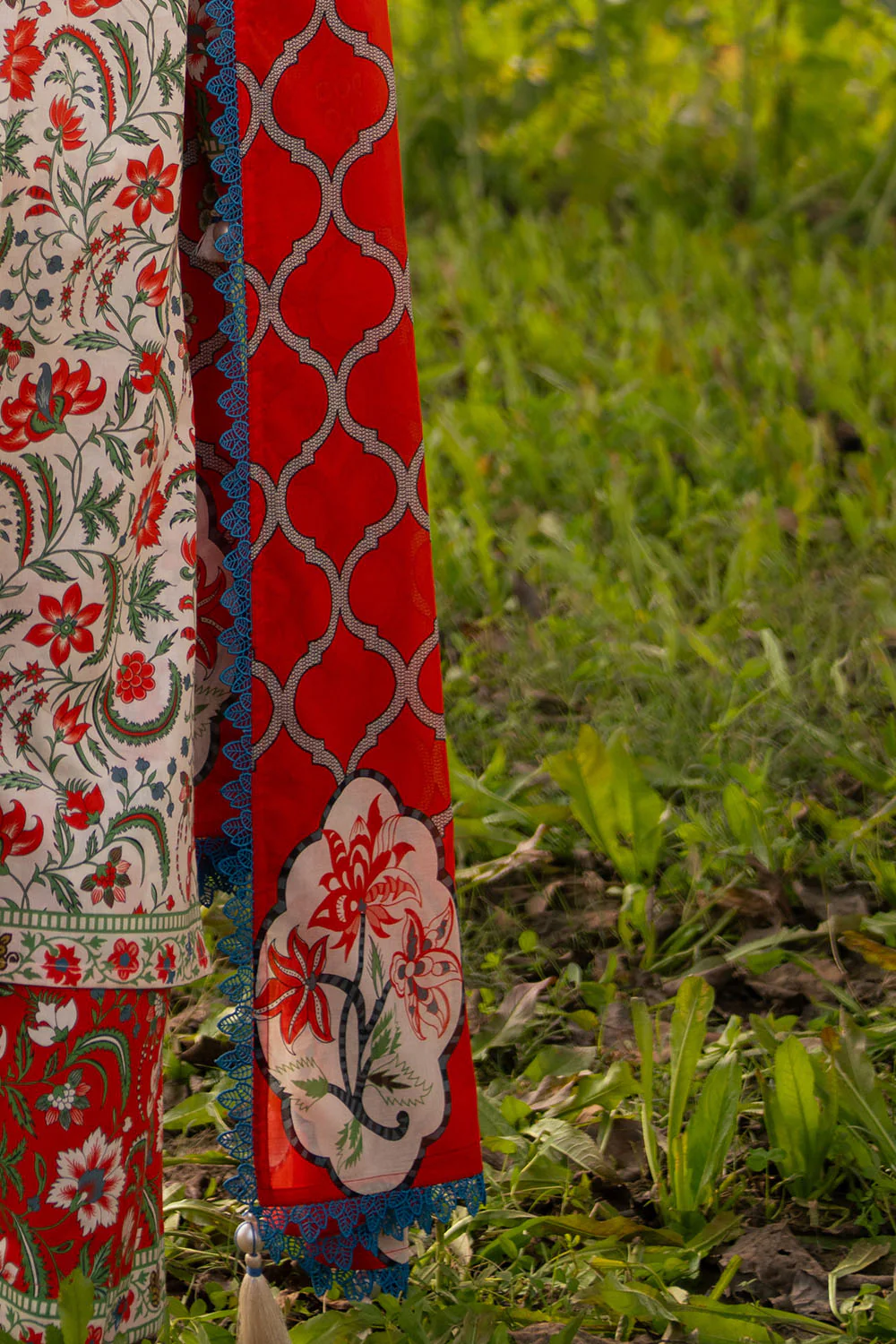 3 Piece Embroidered Printed Lawn Suit with Printed Trouser - Image 6