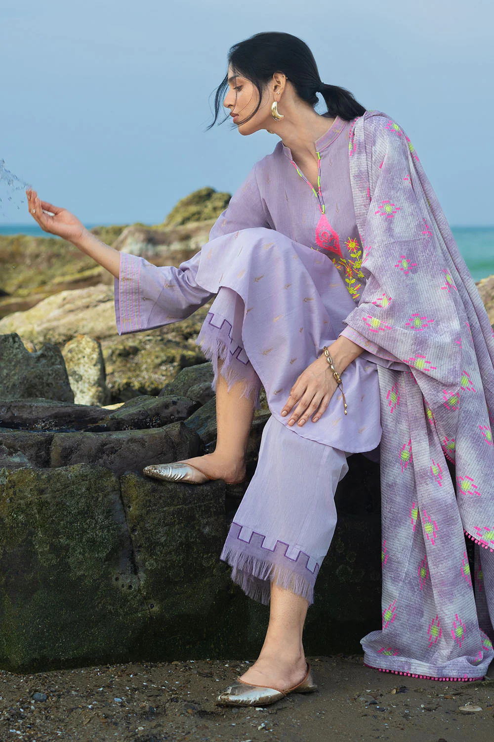 3 Piece Embroidered Yarn Dyed Jacquard Suit with Lacquer Printed Jacquard Dupatta - Image 3
