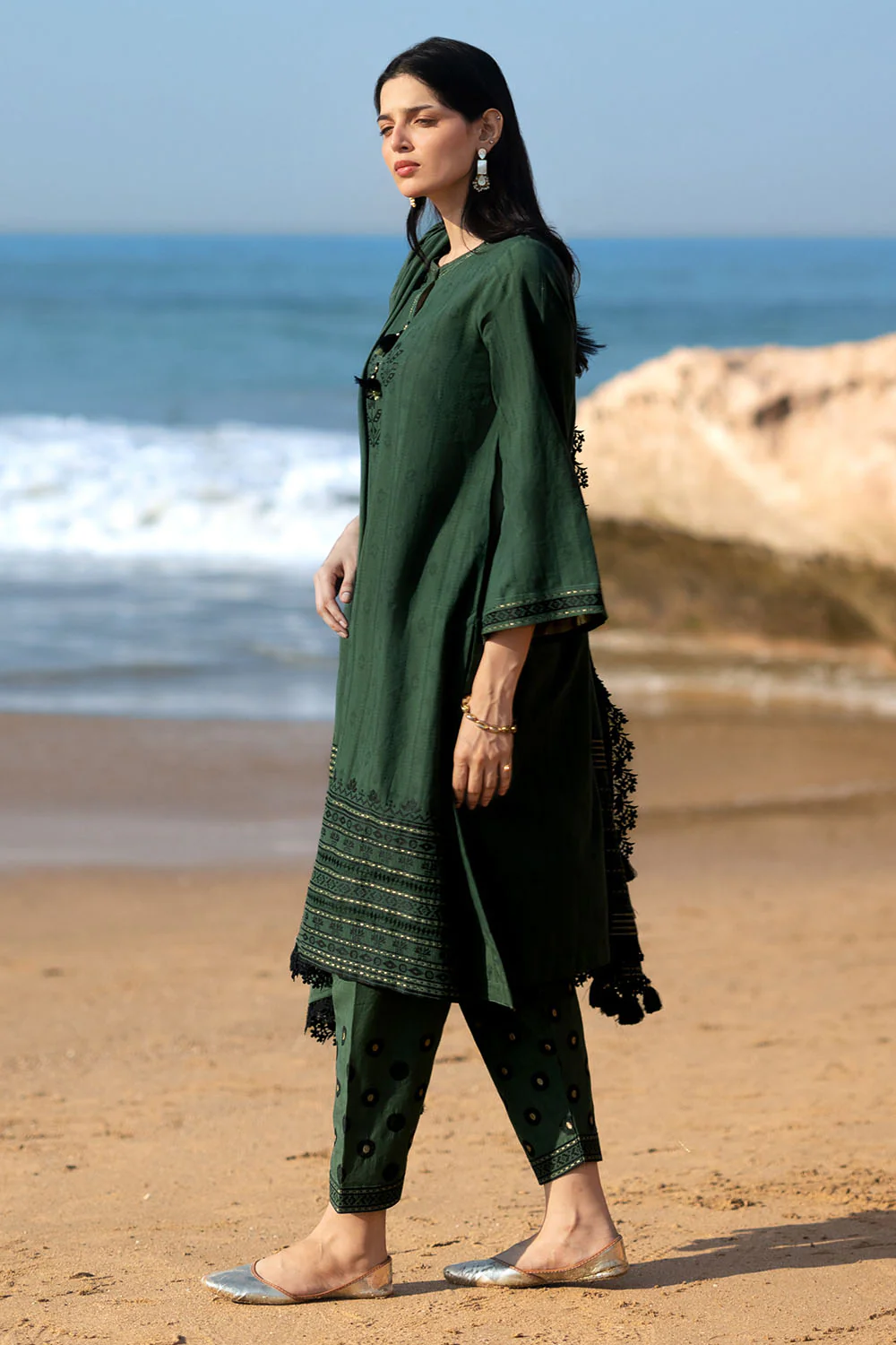 3 Piece Jacquard Suit - Image 3