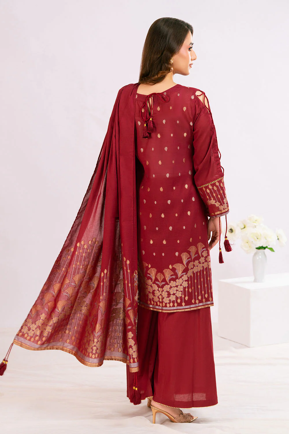3 Piece Jacquard Suit with Dupatta - Image 4