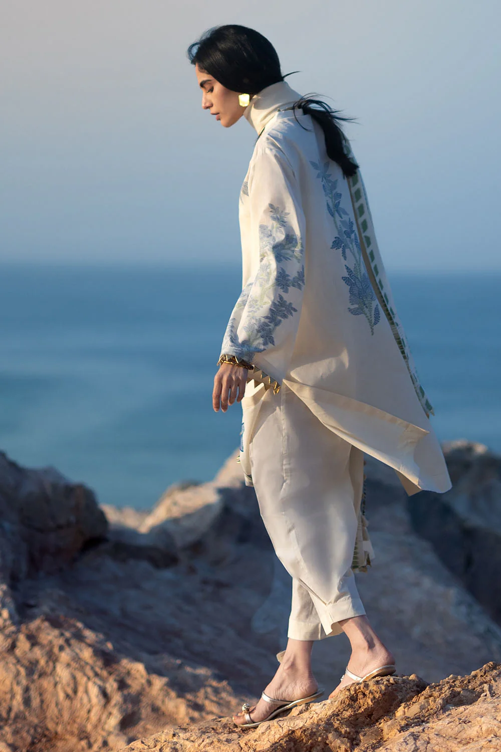 3 Piece Jacquard Suit with Jacquard Dupatta - Image 4