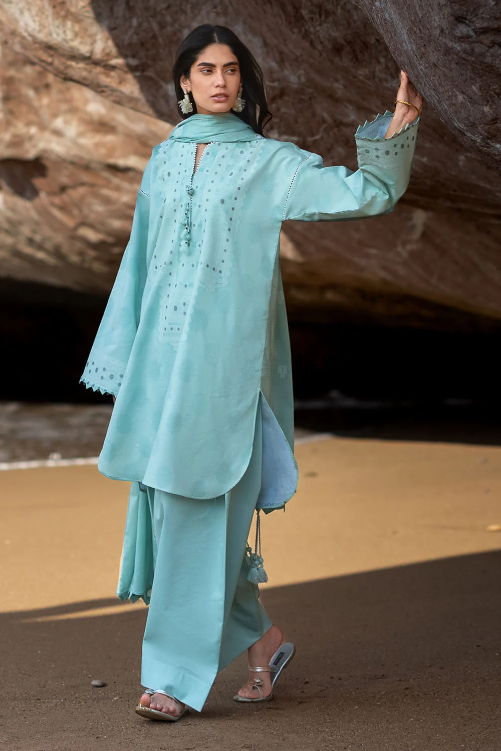 3 Piece Jacquard Suit with Jacquard Dupatta - Image 6