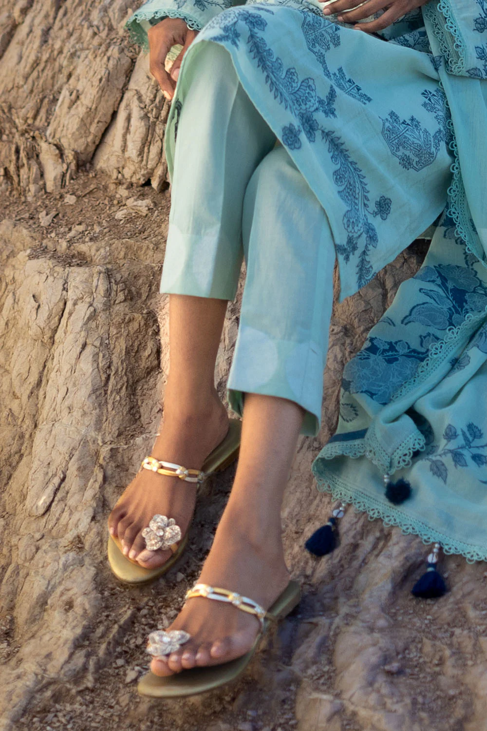 3 Piece Jacquard Suit with Jacquard Dupatta - Image 4