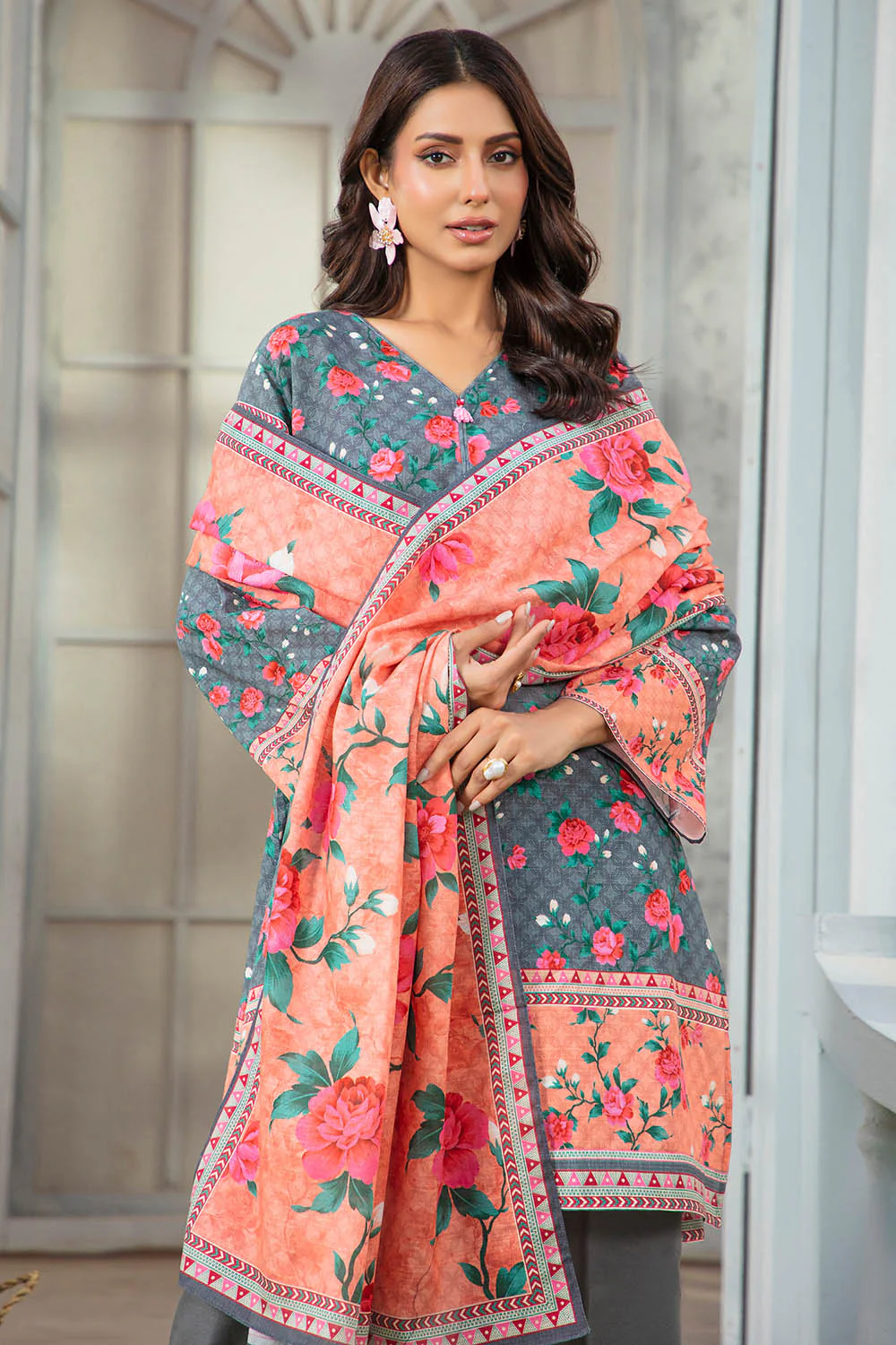 3 Piece Khaddar Suit with Dupatta - Image 6