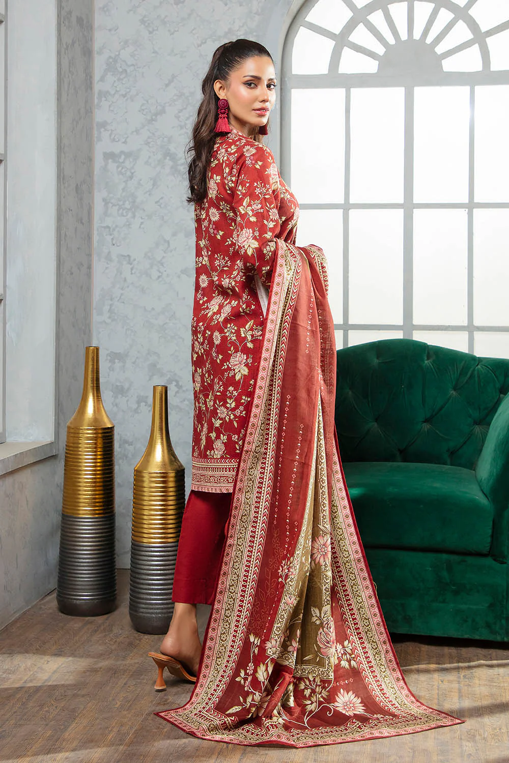 3 Piece Khaddar Suit with Dupatta - Image 4