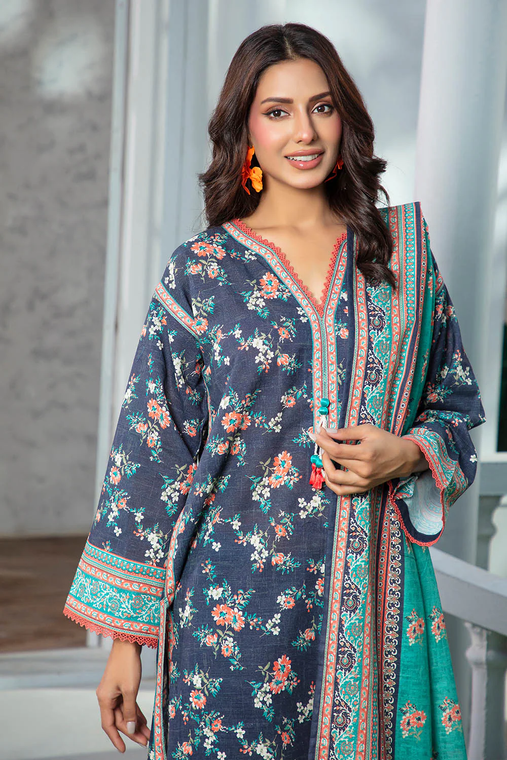 3 Piece Khaddar Suit with Dupatta - Image 5