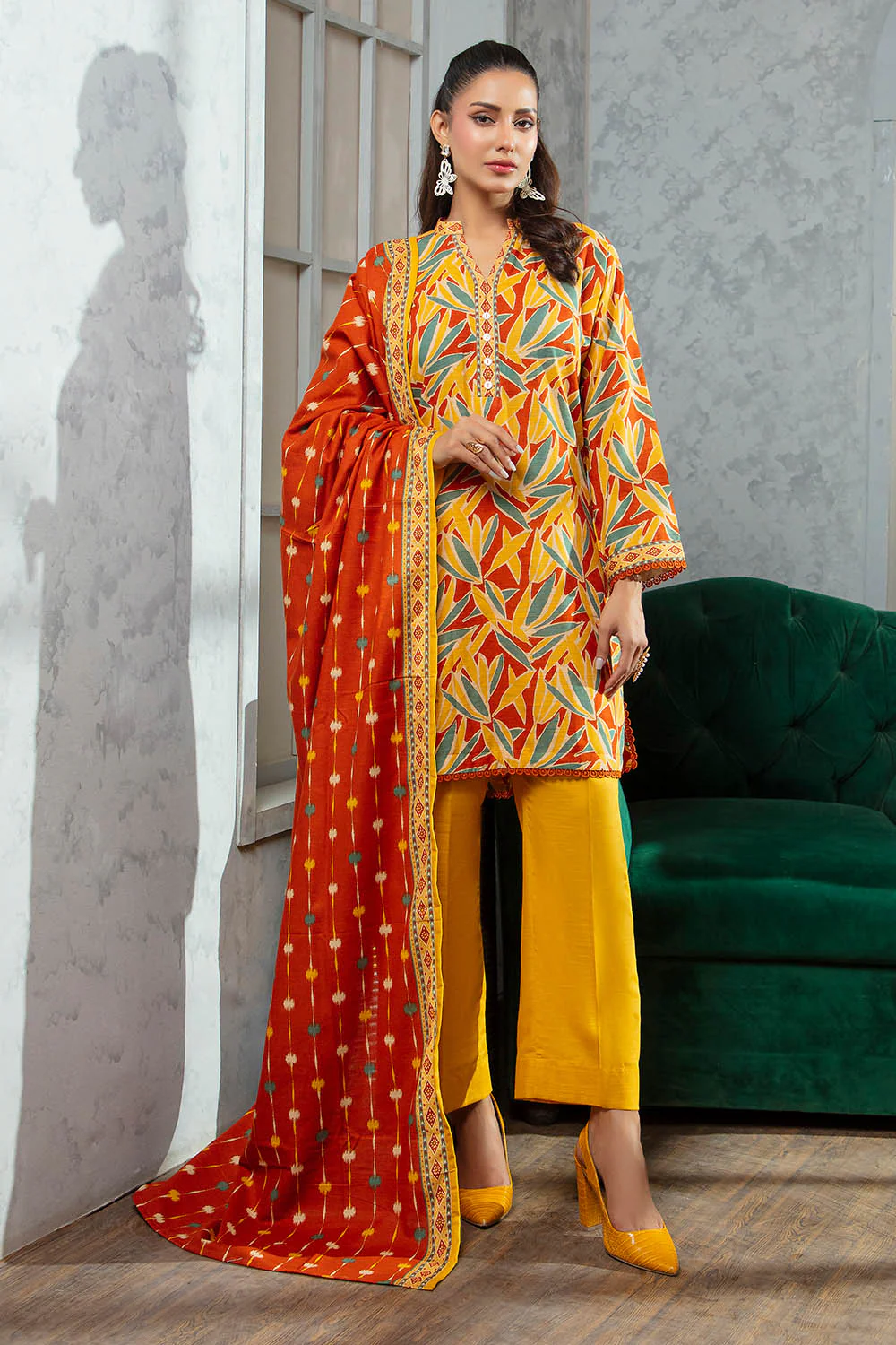 3 Piece Khaddar Suit with Dupatta - Image 3