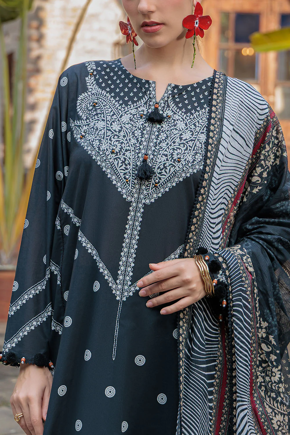 3 Piece Lacquer Printed Lawn Suit with Printed Denting Dupatta - Image 2