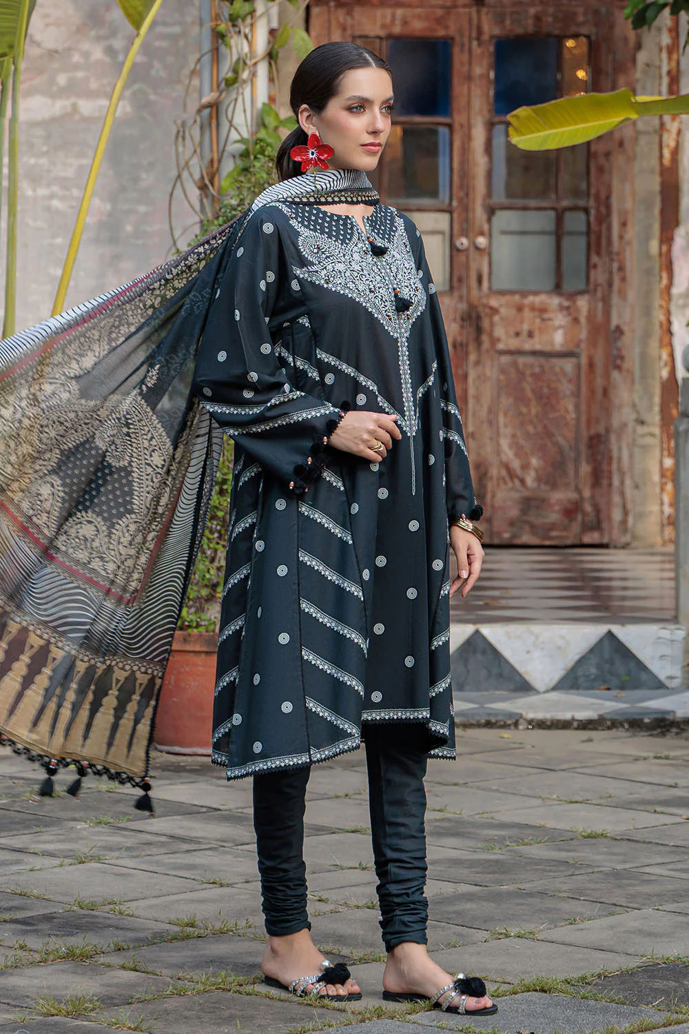 3 Piece Lacquer Printed Lawn Suit with Printed Denting Dupatta - Image 3