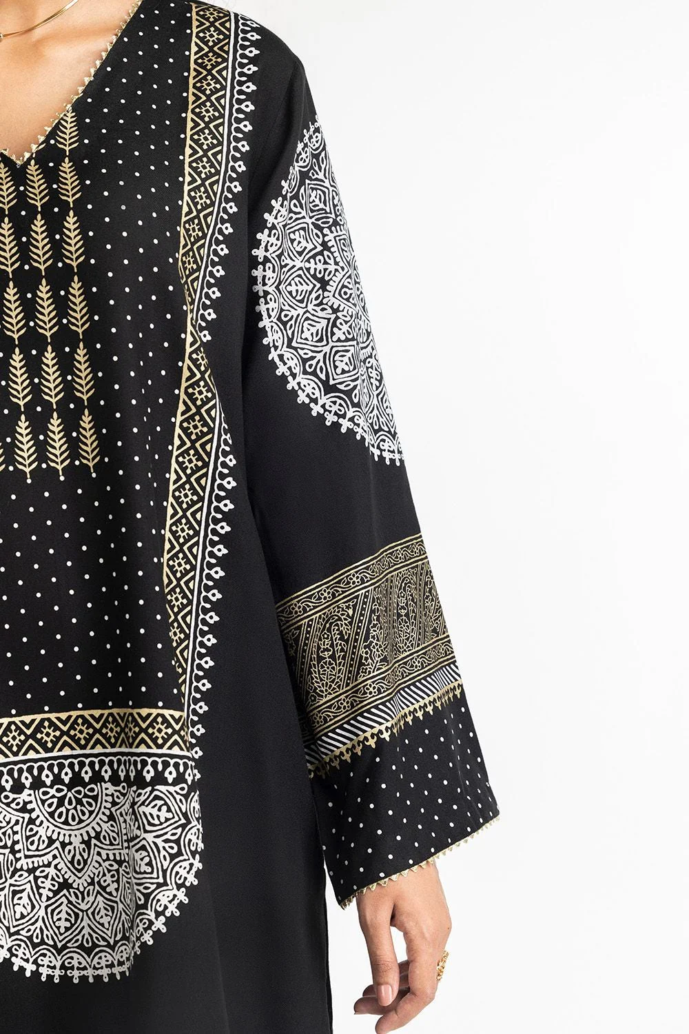 3 Piece Lacquer Printed Suit - Image 5