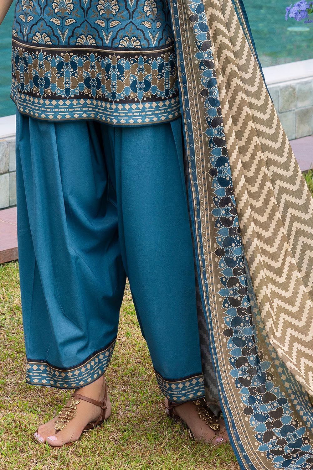 3 Piece Printed Cambric Suit with Lawn Dupatta - Image 4