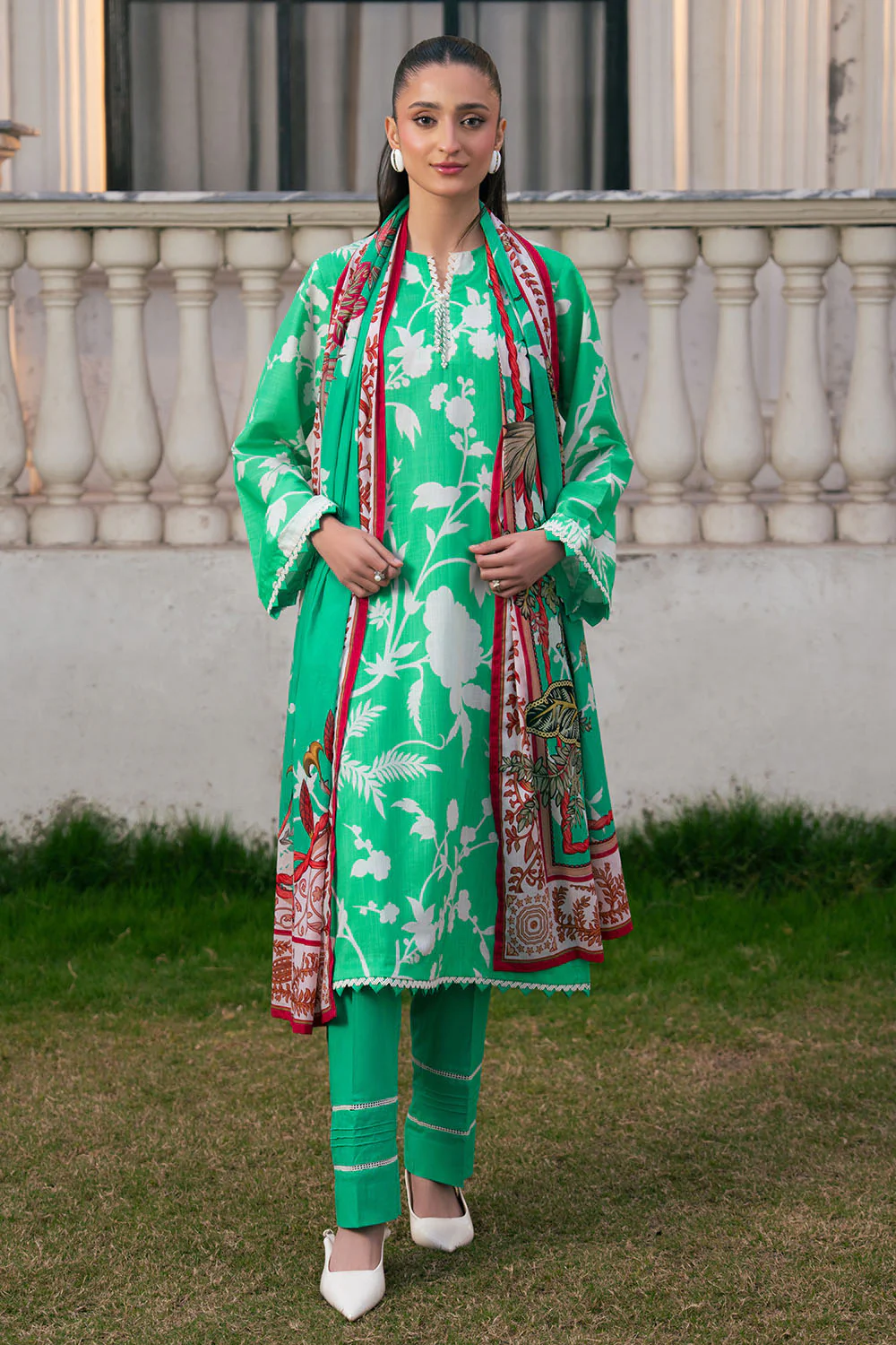 3 Piece Printed Cross Hatch Suit with Lawn Dupatta - Image 3