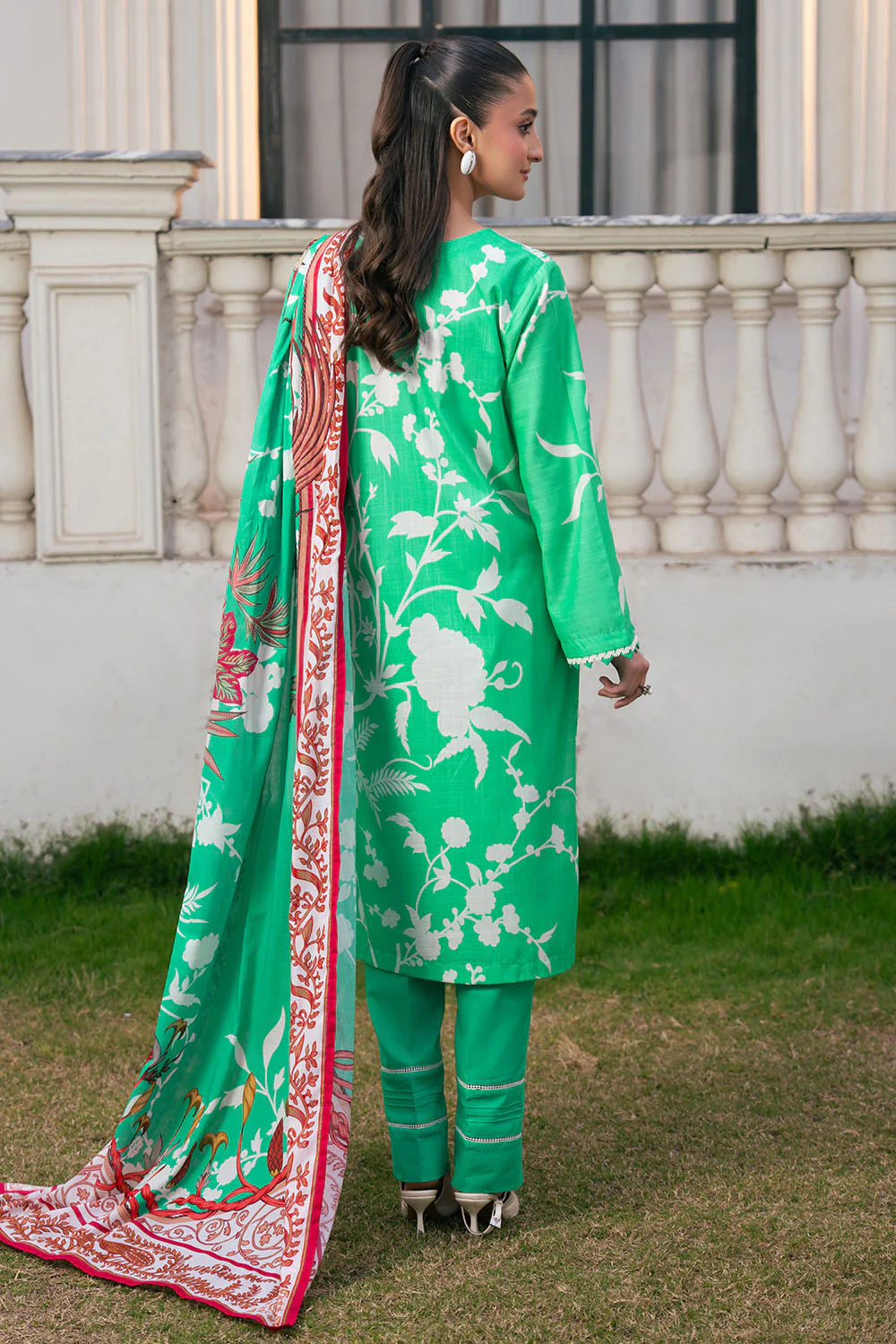 3 Piece Printed Cross Hatch Suit with Lawn Dupatta - Image 5