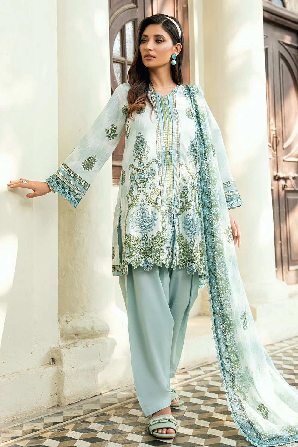 3 Piece Printed Cross Hatch Suit with Lawn Dupatta - Image 3