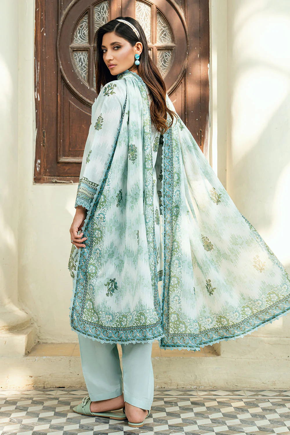 3 Piece Printed Cross Hatch Suit with Lawn Dupatta - Image 4