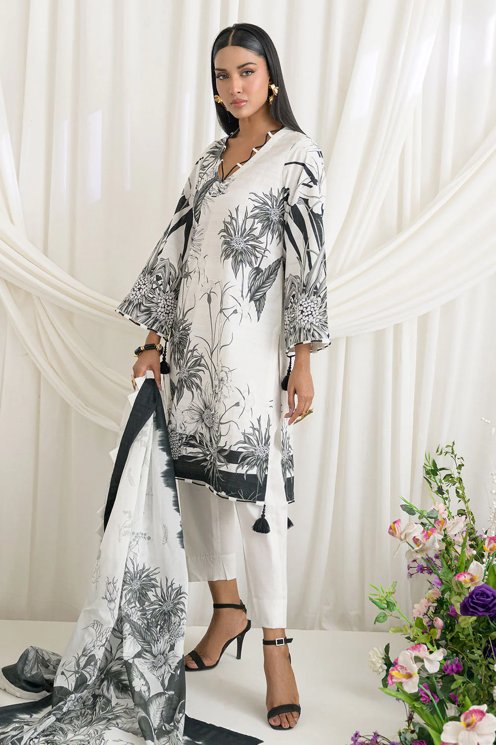 3 Piece Printed Dobby Suit with Printed Lawn Dupatta and Dyed Trouser - Image 3
