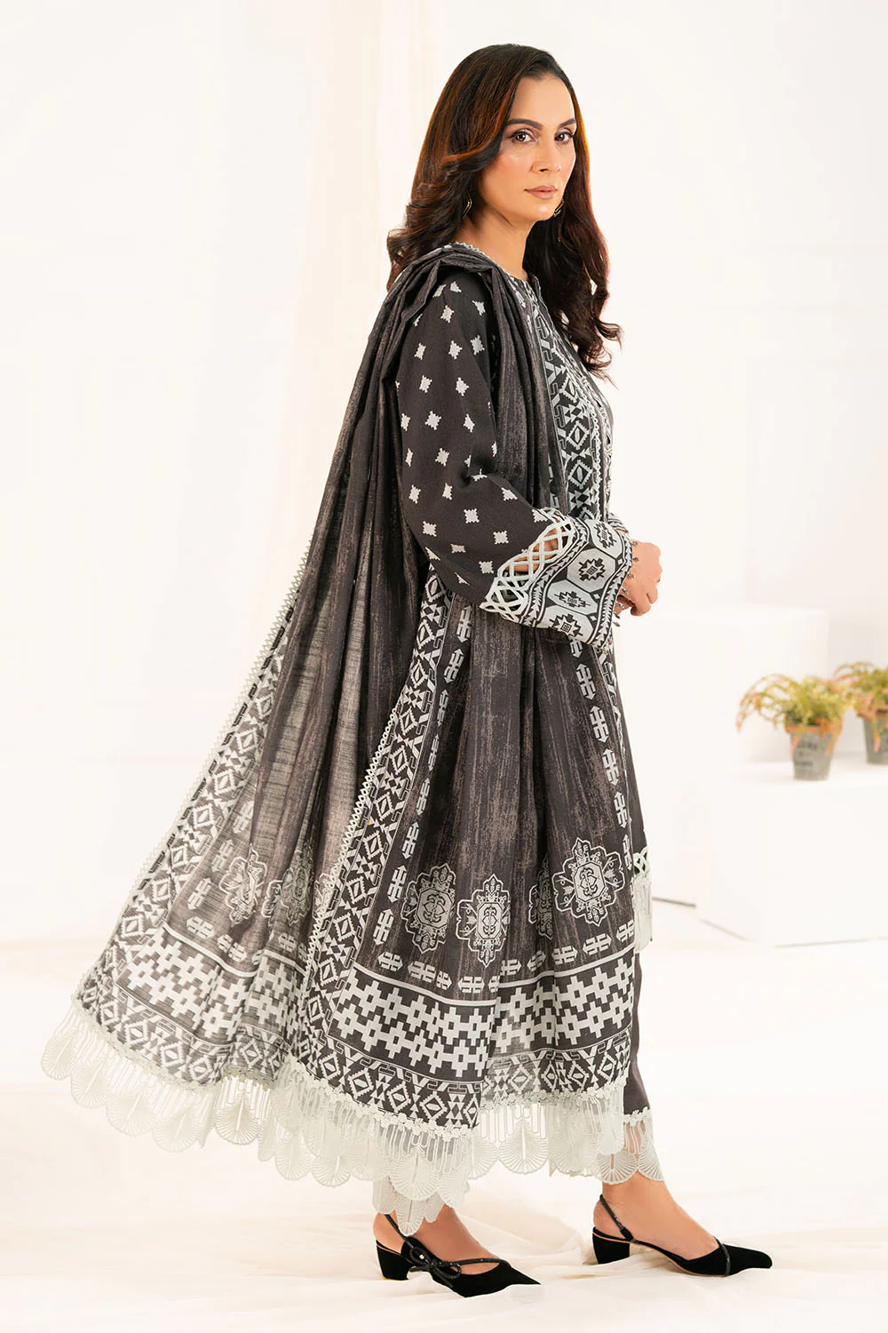 3 Piece Printed Khaddar Suit with Dupatta - Image 3